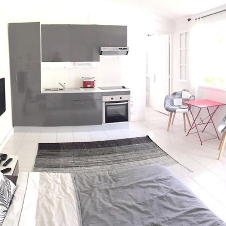 Studio Charmant Au Coeur De Boucan Canot 30 M² Avec Jardin Prive Saint-Paul Екстер'єр фото
