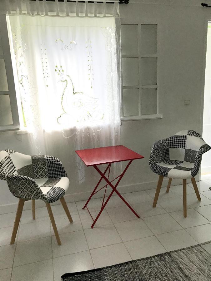 Studio Charmant Au Coeur De Boucan Canot 30 M² Avec Jardin Prive Saint-Paul Екстер'єр фото
