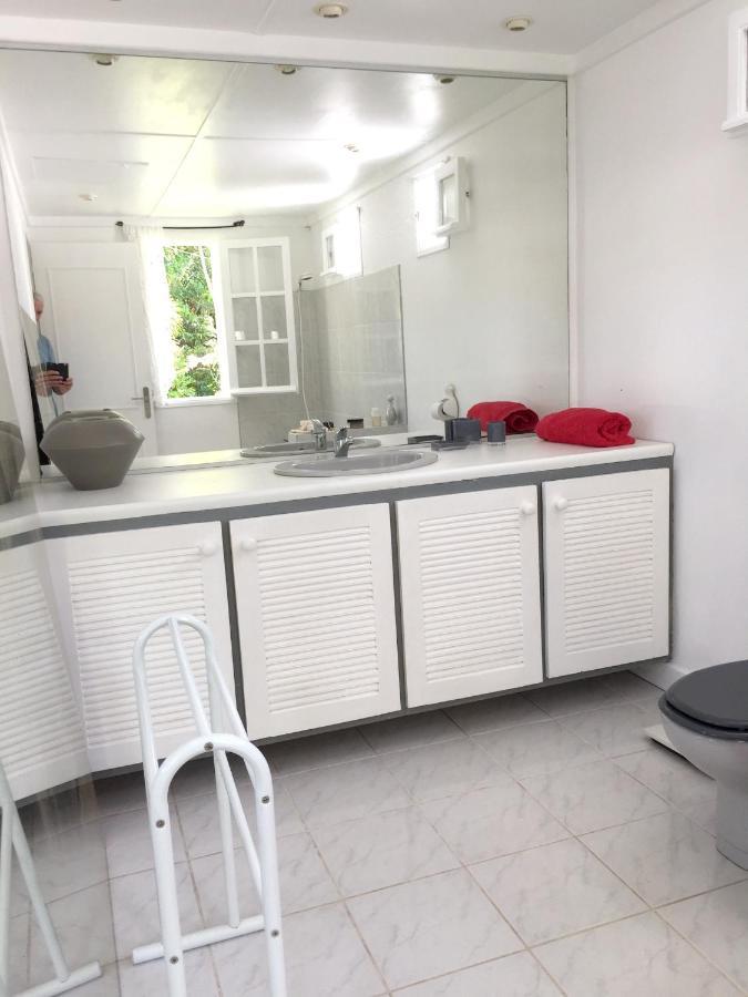 Studio Charmant Au Coeur De Boucan Canot 30 M² Avec Jardin Prive Saint-Paul Екстер'єр фото